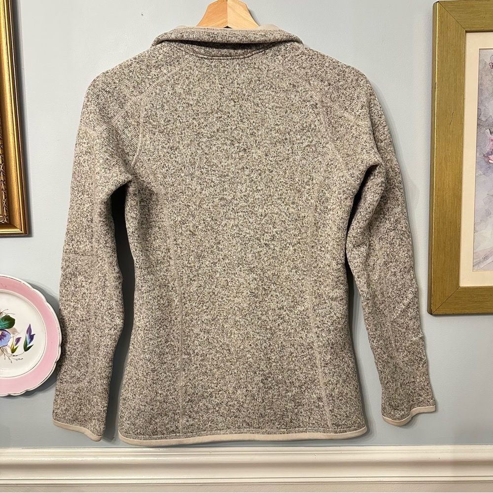 Patagonia Beige Women’s Quarter-Zip Fleece Sweater Size XS Logo Warm Outdoor - Picture 3 of 6